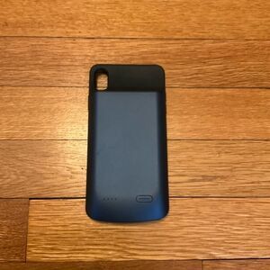 Casely black iPhone X/Xs Max charging case NWOT